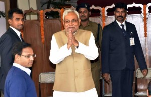 Patna: Bihar Chief Minister Nitish Kumar arrives to attend state Assembly's winter session in Patna on Nov 28, 2016. (Photo: IANS)