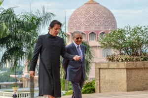 Pakistan  Prime Minister Imran Khan with Malaysian Prime Minister Mahathir Mohamad in Putrajaya, Malaysia