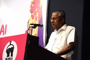 Mumbai: Kerala Chief Minister Pinarayi Vijayan addresses 'Mumbai Collective' on 'National struggle against communalism', in Mumbai on Feb 2, 2020. (Photo: IANS)