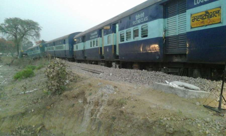 Jhansi: The bogies of Mahakaushal Express that derailed near Kulpahar station in Uttar Pradesh on March 30, 2017. Over 40 passengers were injured after eight coaches of the express train that runs between Jabalpur in Madhya Pradesh and Hazrat Nizamuddin in New Delhi derailed around 2 a.m between Laadpur and Supa. (Photo: IANS) by . 