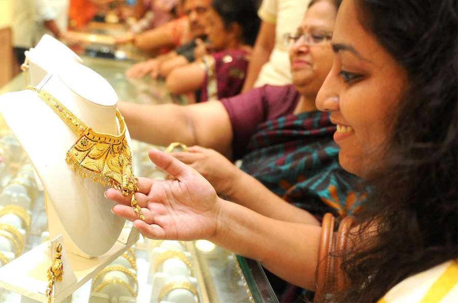 Bengaluru: People busy buying jewellery on "Akshaya Tritiya" in Bengaluru, on April 28, 2017. (Photo: IANS) by .