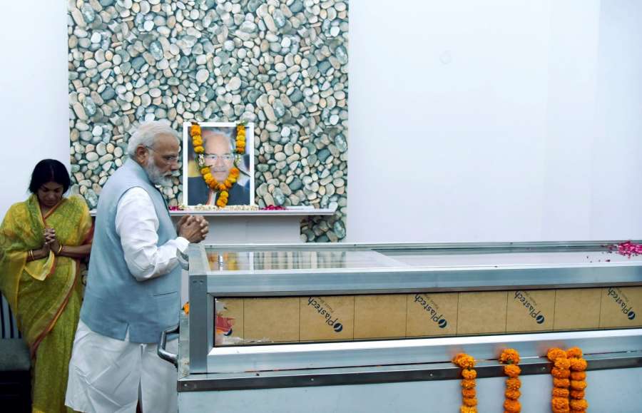 New Delhi: Prime Minister Narendra Modi pays his last respects to Minister of State for Environment, Forest and Climate Change (Independent Charge) Anil Madhav Dave in New Delhi on May 18, 2017. Dave passed away at his official residence following cardiac arrest. (Photo: IANS/PIB) by .