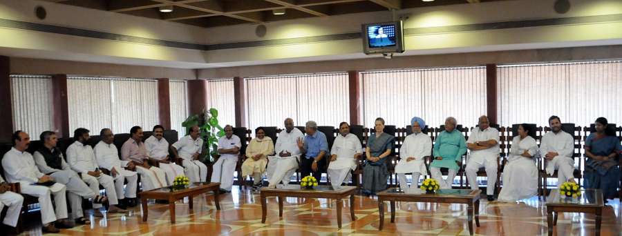 New Delhi: BSP chief Mayawati, Leader of the Congress parliamentary party in Lok Sabha Mallikarjun Kharge, CPI-M General Secretary Sitaram Yechury, JDU leader Sharad Yadav, Former Prime Minister Dr. Manmohan Singh, RJD supremo Lalu Yadav, NCP chief Sharad Pawar and Trinamool Congress chief Mamata Banerjee during a luncheon meeting convened by Congress President Sonia Gandhi as part of efforts to find a consensus candidate for the presidential election in Parliament House on May 26, 2017. (Photo: IANS) by . 