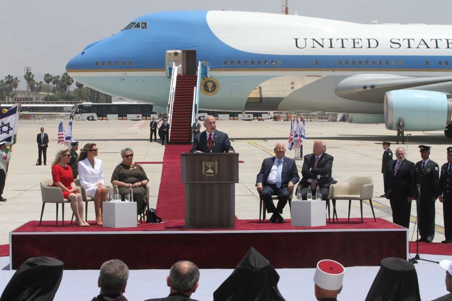 TEL AVIV, May 22, 2017 (Xinhua) -- Israeli Prime Minister Benjamin Netanyahu (C) delivers a speech at the welcome ceremony for U.S. President Donald Trump (On stage 1st R) at Ben Gurion International Airport in Tel Aviv, Israel, on May 22, 2017. Trump has arrived in Ben Gurion Airport in Tel Aviv, kicking off his second leg of the Middle East visit in Israel and Palestine.(Xinhua/Gil Cohen Magen/IANS) (dtf) by .