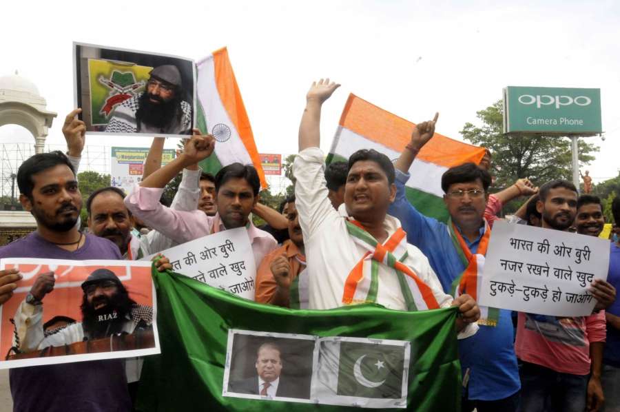 Patna: People stage a demonstration against Hizbul Mujahideen leader Syed Salahuddin in Patna on July 4, 2017. (Photo: IANS) by .