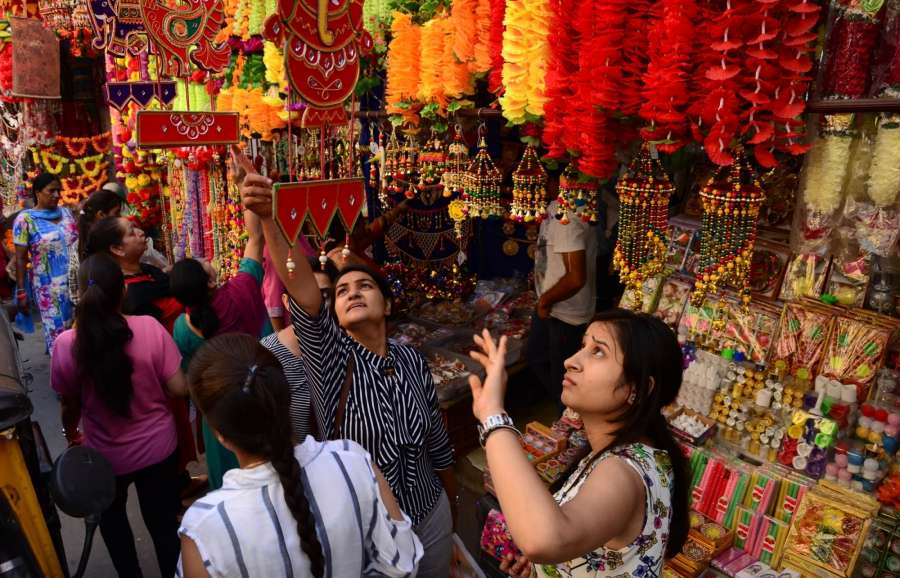 Jammu: People busy shopping ahead of Diwali in Jammu on Oct 17, 2017. (Photo: IANS) by .