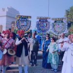 Phool Waalon Ki Sair procession passes through India gate with floral pankhaas, said to be the emblem of communal harmony. by .