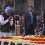 New Delhi: Former Prime Minister Manmohan Singh pays tribute to Mahatma Gandhi on his death anniversary at Raj Ghat in New Delhi onJan. 30, 2019. (Photo: IANS) by .