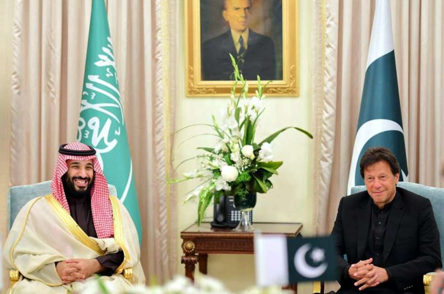 ISLAMABAD, Feb. 18, 2019 (Xinhua) -- Photo released by Pakistani Press Information Department (PID) on Feb. 18, 2019 shows Pakistani Prime Minister Imran Khan (R) meeting with Saudi Arabia's Crown Prince Mohammed bin Salman Al Saud in Islamabad, capital of Pakistan, Feb. 17, 2019. Saudi Arabia's Crown Prince Mohammed bin Salman Al Saud arrived in Pakistan on Sunday on a two-day official visit on bilateral and regional issues, with focuses on investment and economic cooperation. (Xinhua/PID/IANS) by . 