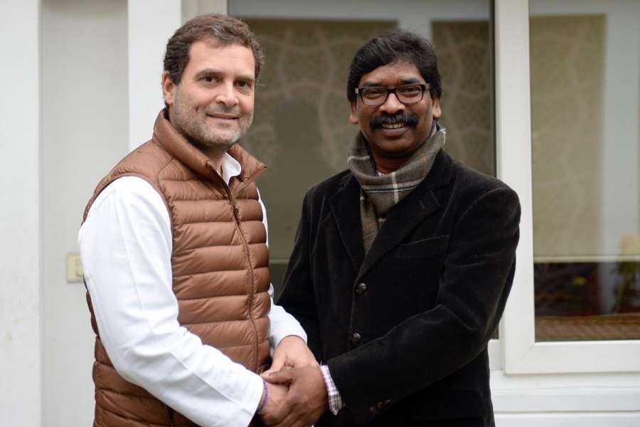 New Delhi: Congress President Rahul Gandhi meets Jharkhand Mukti Morcha leader Hemant Soren in New Delhi, on Feb 7, 2019. (Photo: IANS/AICC) by .