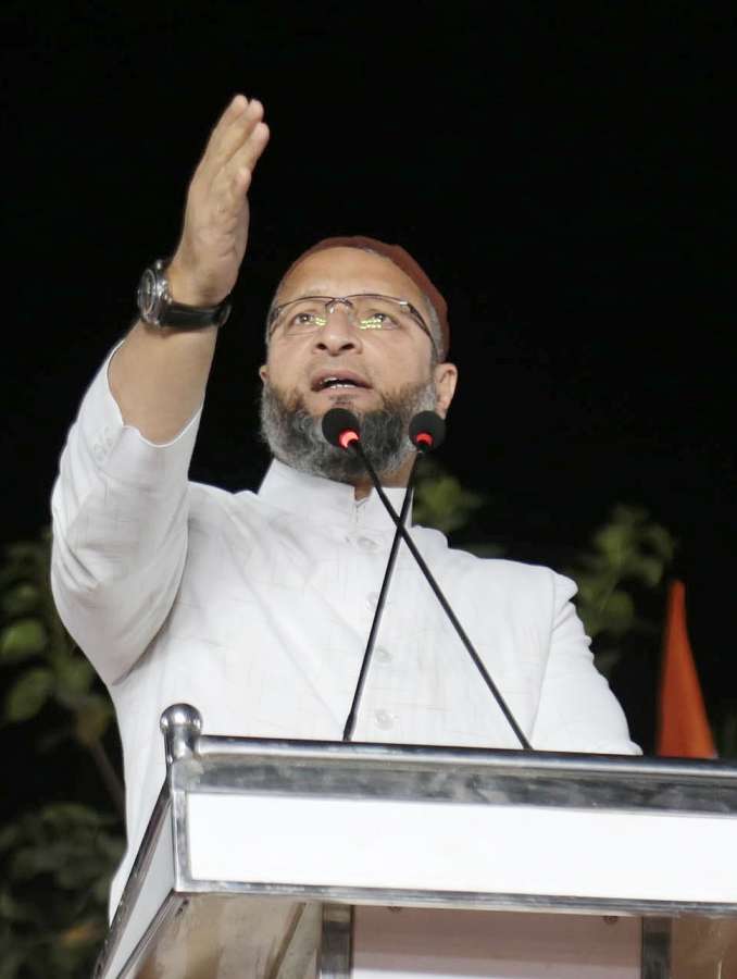 Bengaluru: Bengaluru: AIMIM chief Asaduddin Owaisi addresses during a protest meeting against CAA, NRC and NPR organised by Hindu Muslim Sikh Isaai Federation, at Freedom Park in Bengaluru on Feb 20, 2020. (Photo: IANS) by .