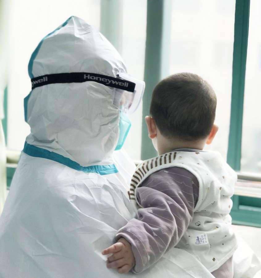 Tweeple poured love and wished for the speedy recovery of a six-month-old baby diagnosed with the deadly coronavirus and quarantined alone at a Wuhan hospital. Heartwarming photos of the six-month-old baby went viral as the baby now has "nurse moms" taking care of him 24/7. by . 