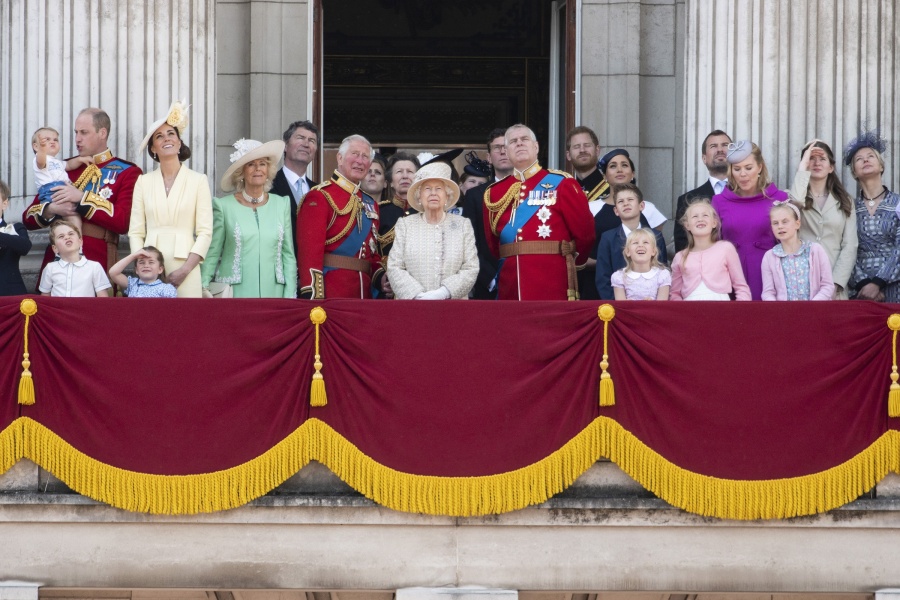 LONDON, June 8, 2019 (Xinhua) -- Britain's Queen Elizabeth II (C) and her family members are seen on the balcony of Buckingham Palace during the Trooping the Colour ceremony to mark her 93rd birthday in London, Britain, on June 8, 2019. Queen Elizabeth celebrated her official 93rd birthday in London Saturday, with a family gathering on the balcony at Buckingham Palace. (Xinhua/Ray Tang/IANS) by . 