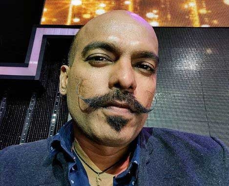 Prashant Ingole's poem 'Naadaan' urges people to not step out. by .