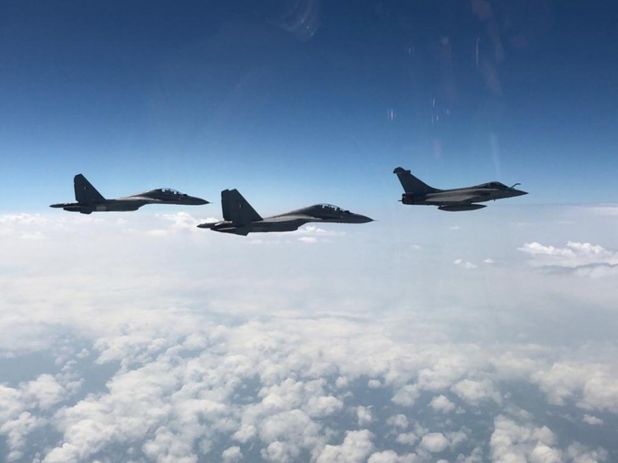 France: Exercise Garuda 2019, the Indo-French joint air drill, concluded in Mont-de-Marsan in France on Friday. The Indian Air Force had sent a large contingent of four Su-30 MKI fighters, an IL-78 mid-air refueller and two C-17 heavy lift aircraft. The IAF fighters flew along with French Rafale jets. IAF Vice Chief R.K.S Bhadauria flew in the final mission. The combination of Su-30 MKIs and Rafales, which IAF will fly in the coming years, was tried out during the joint drills. (Photos: IANS) by .