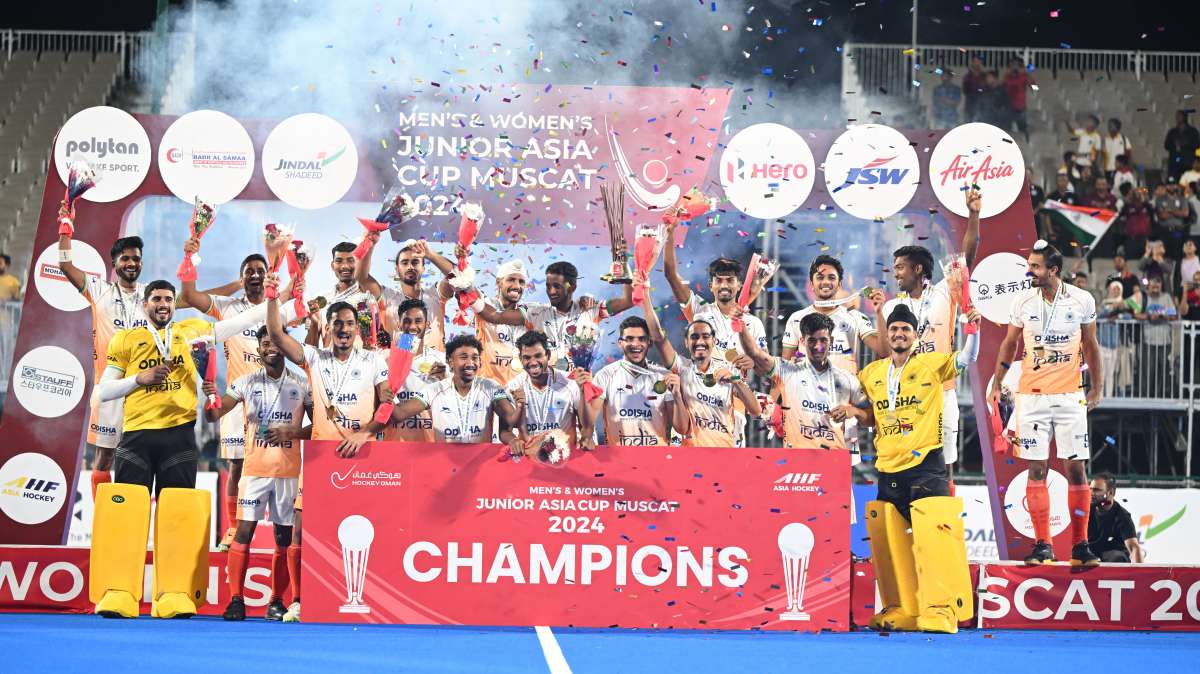 India Stuns Pakistan, Retains Junior Title 