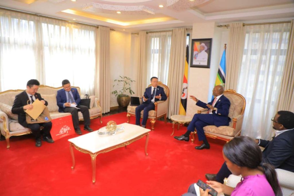 Hon. Amb. @adoniaayebare , Minister of Foreign Affairs of Uganda meets H.E. Wu Guangrong, Ambassador @ChineseEmb_Uga