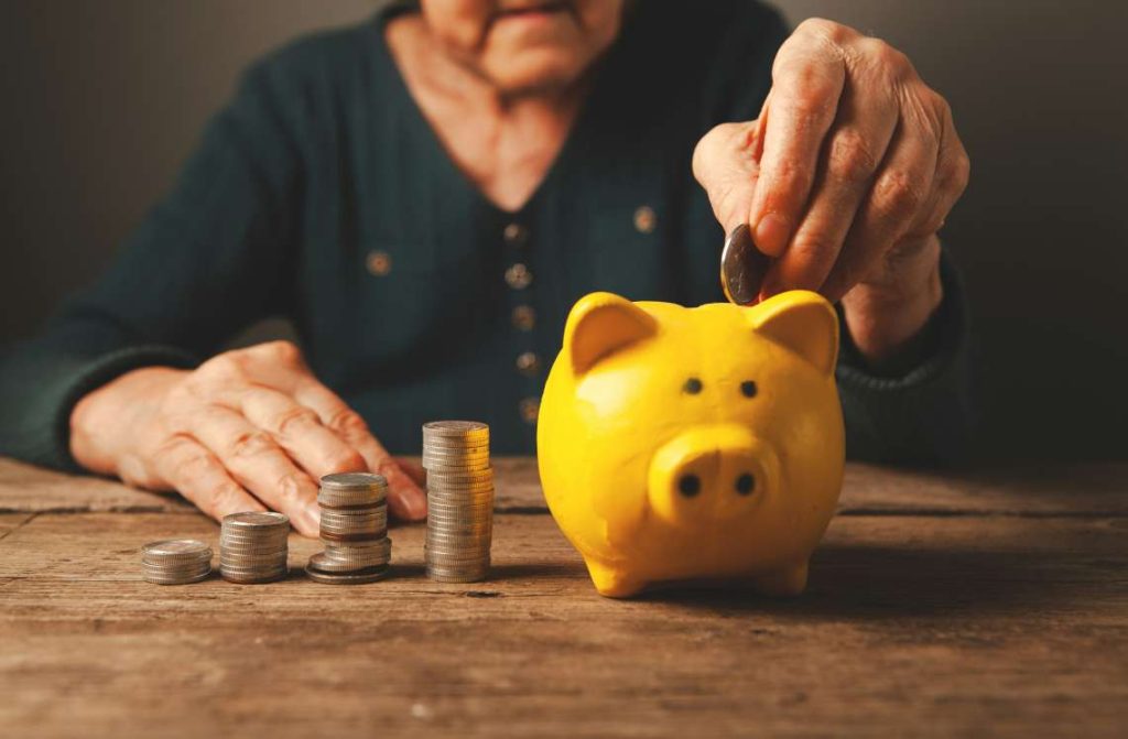 Smart Ways to Save Every Month