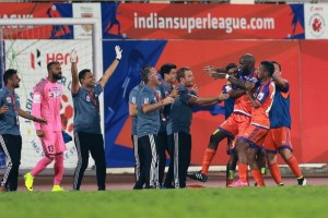 Pune: FC Pune City players celebrates during an ISL match between FC Pune City and Kerala Blasters in Pune on Oct 17, 2016. (Photo: IANS)