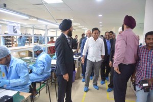 Hyderabad: Telangana Industries Minister KT Rama Rao and DataWind Inc. President and CEO Suneet Singh Tuli during the inauguration of DataWind's manufacturing facility in Hyderabad on Nov. 18, 2016. (Photo: IANS)