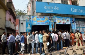 Patna: People queue outside a bank branch to exchange demonetised notes in Patna on Nov. 12, 2016. (Photo: IANS)