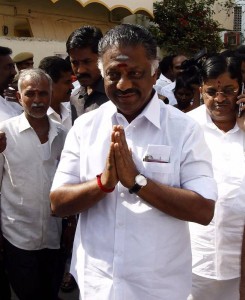 Chennai: AIADMK (Puratchithalaivi Amma) leader O Panneerselvam during inauguration of faction's office in Chennai on March 26, 2017. (Photo: IANS)