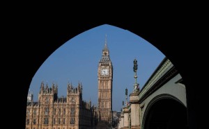 (170328) -- LONDON, March 28, 2017 (Xinhua) -- Photo taken on March 28, 2017 shows the Houses of Parliament in London, Britain. Britain will trigger its exit from the European Union on March 29, nine months after the country voted to leave the European Union. (Xinhua/Han Yan) (djj)